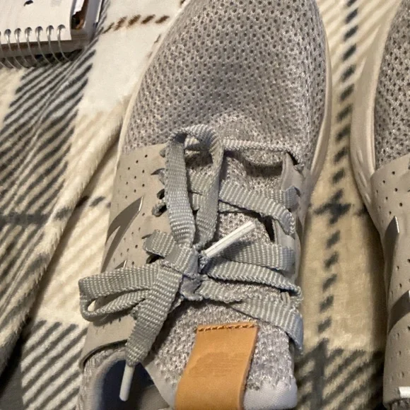 New Balance Fresh Foam Sneakers in Gray - Picture 2 of 6